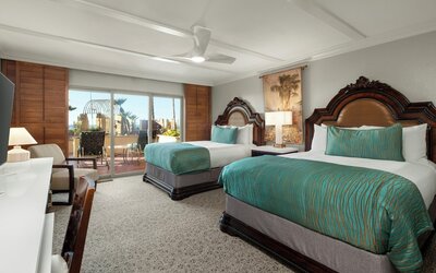 Pacific Terrace Hotel