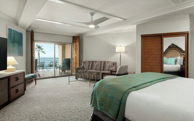 Pacific Terrace Hotel