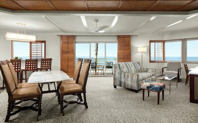 Pacific Terrace Hotel