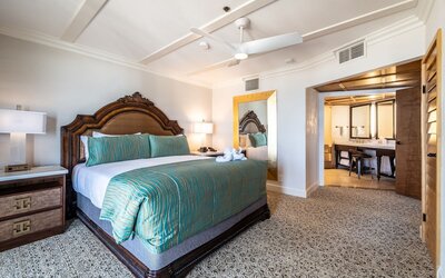 Pacific Terrace Hotel