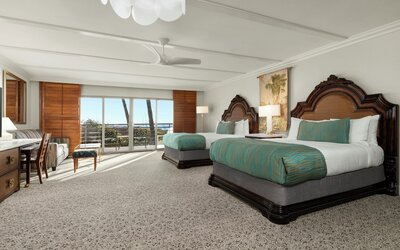 Pacific Terrace Hotel