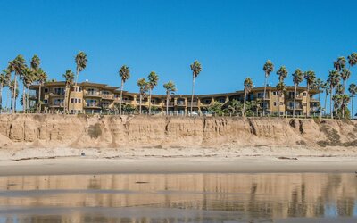 Pacific Terrace Hotel