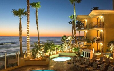Pacific Terrace Hotel