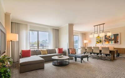 DoubleTree by Hilton Hotel San Diego - Mission Valley