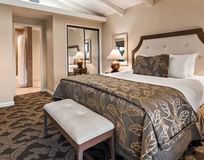 Best Western Plus Island Palms Hotel & Marina