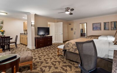 Best Western Plus Island Palms Hotel & Marina