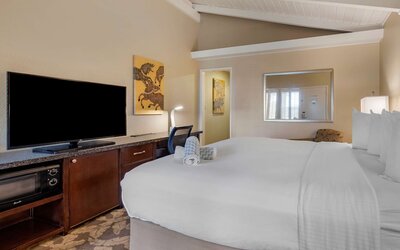 Best Western Plus Island Palms Hotel & Marina