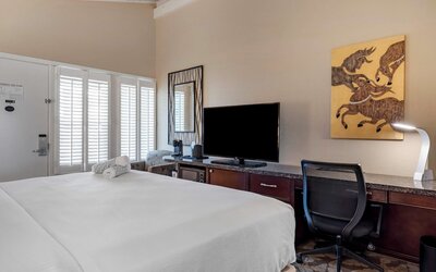 Best Western Plus Island Palms Hotel & Marina