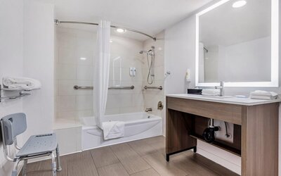 Comfort Inn Sea World Area