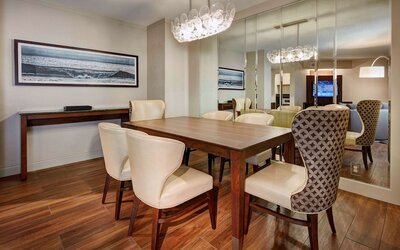 Premium Suite, 1 King + 1 Queen Murphy Bed