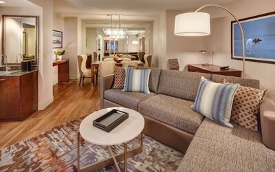 Embassy Suites by Hilton San Diego La Jolla