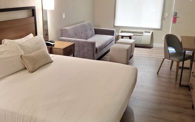 Wyndham Garden San Diego Near SeaWorld