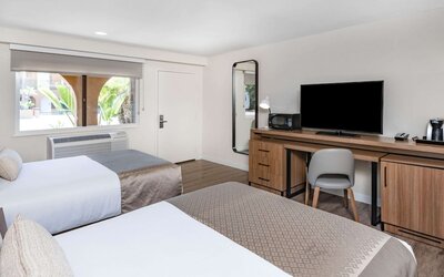 Wyndham Garden San Diego Near SeaWorld