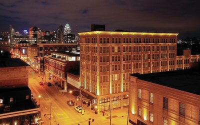 Hotel Covington Cincinnati Riverfront