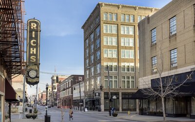 Hotel Covington Cincinnati Riverfront