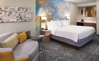 Courtyard by Marriott Cincinnati-Covington