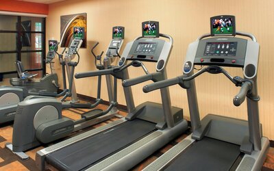 Courtyard by Marriott Cincinnati-Covington