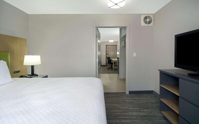 Country Inn & Suites by Radisson, Cincinnati Airport, KY