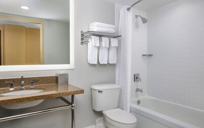 DoubleTree by Hilton Cincinnati Airport