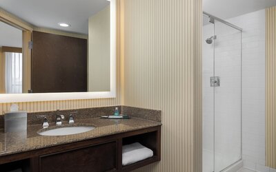 DoubleTree by Hilton Cincinnati Airport