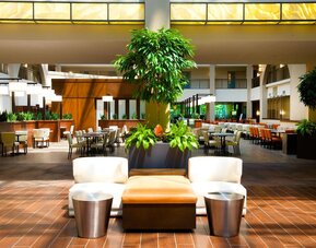 Embassy Suites by Hilton Cincinnati Northeast Blue Ash