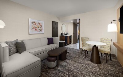 Embassy Suites by Hilton Cincinnati Northeast Blue Ash