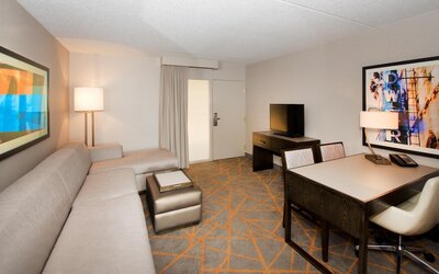 Embassy Suites by Hilton Cincinnati Northeast Blue Ash