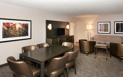 Embassy Suites by Hilton Cincinnati Northeast Blue Ash