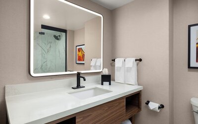 Embassy Suites by Hilton Cincinnati Northeast Blue Ash