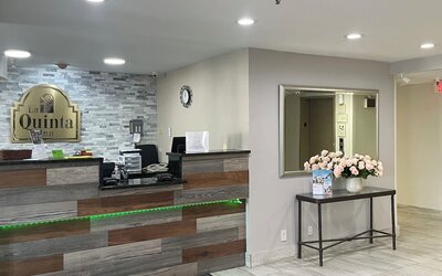 La Quinta Inn and Suites by Wyndham Cincinnati North