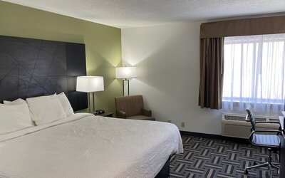 La Quinta Inn and Suites by Wyndham Cincinnati North
