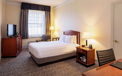 Hilton Cincinnati Netherland Plaza