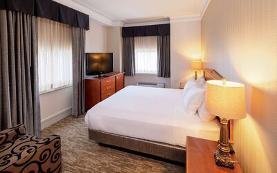Hilton Cincinnati Netherland Plaza