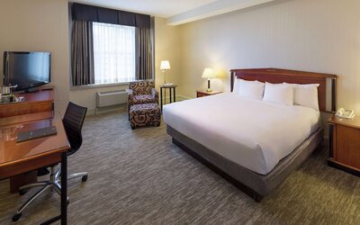 Hilton Cincinnati Netherland Plaza