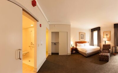 Hilton Cincinnati Netherland Plaza