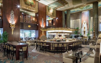 Hilton Cincinnati Netherland Plaza
