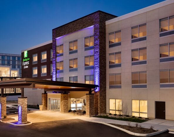 Holiday Inn Express and Suites-Cincinnati NE - Red Bank Road by IHG