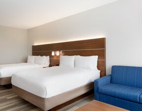 Holiday Inn Express and Suites-Cincinnati NE - Red Bank Road by IHG