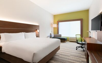 Holiday Inn Express and Suites-Cincinnati NE - Red Bank Road by IHG