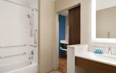 Holiday Inn Express and Suites-Cincinnati NE - Red Bank Road by IHG