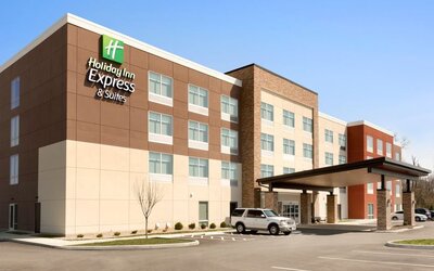 Holiday Inn Express and Suites-Cincinnati NE - Red Bank Road by IHG
