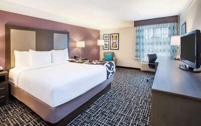 La Quinta Inn & Suites by Wyndham Cincinnati Airpt Florence