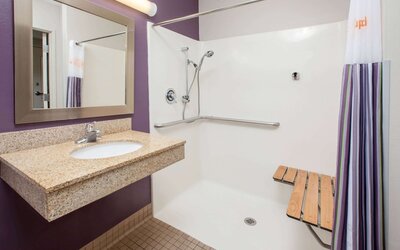 La Quinta Inn & Suites by Wyndham Cincinnati Airpt Florence