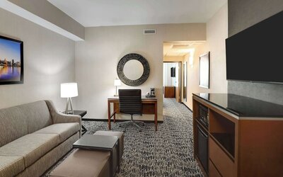 Drury Plaza Hotel Cincinnati Florence