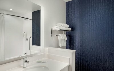Fairfield Inn & Suites Cincinnati Uptown/University Area