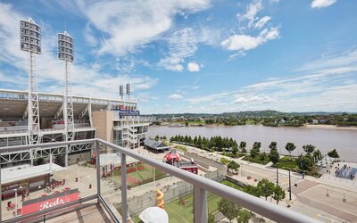 AC Hotel by Marriott Cincinnati at The Banks