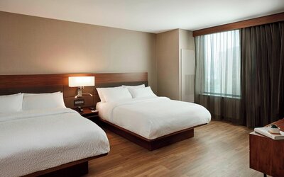 AC Hotel by Marriott Cincinnati at The Banks