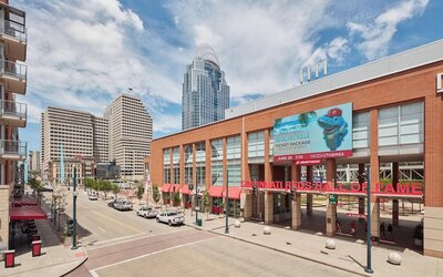 AC Hotel by Marriott Cincinnati at The Banks