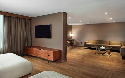AC Hotel by Marriott Cincinnati at The Banks