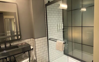 Moxy Cincinnati Downtown